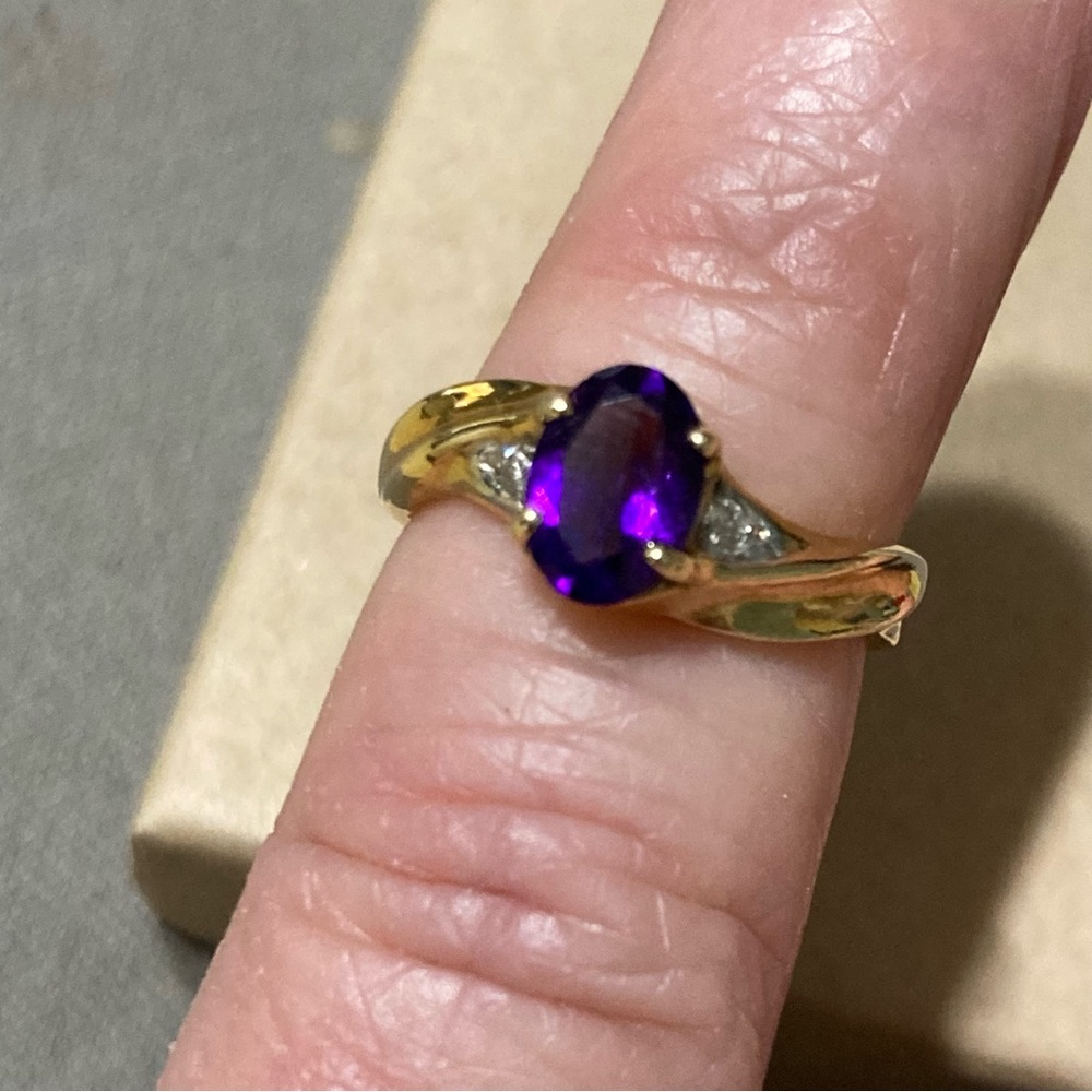 Amethyst 14k Gold oval birthstone diamond accents ring sz3 - Picture 7 of 7
